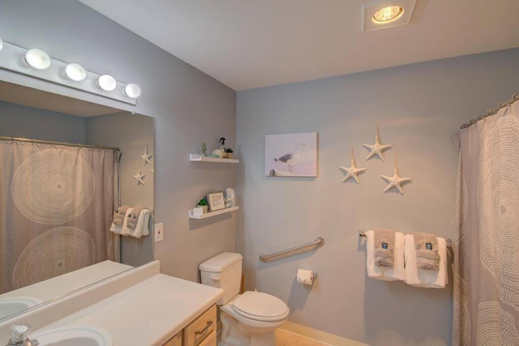 Beach Please-Updated Home With Ocean Views Long Beach Eksteriør billede